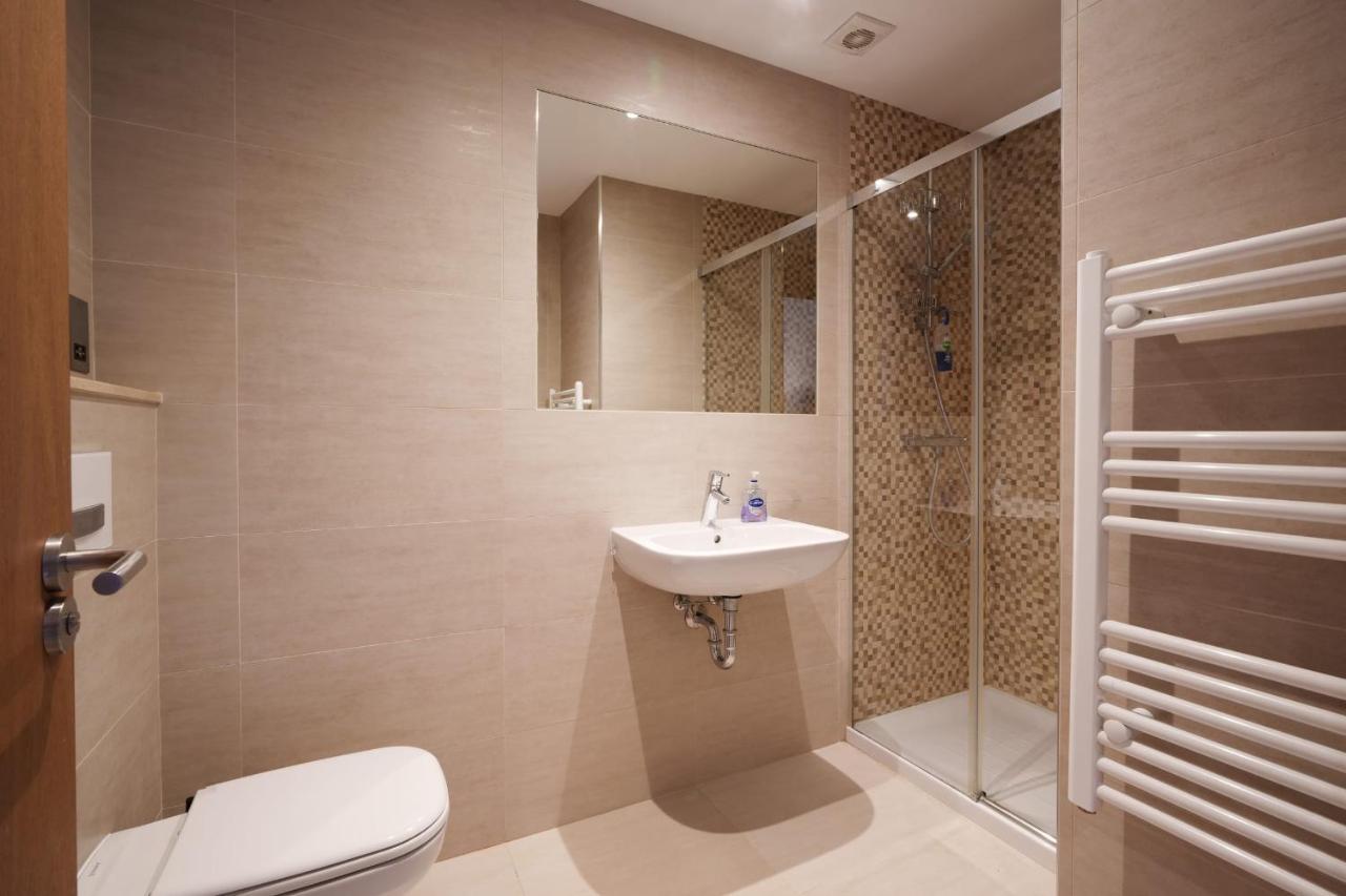 Westone Suite710-Hosted By Sweetstay ジブラルタル エクステリア 写真